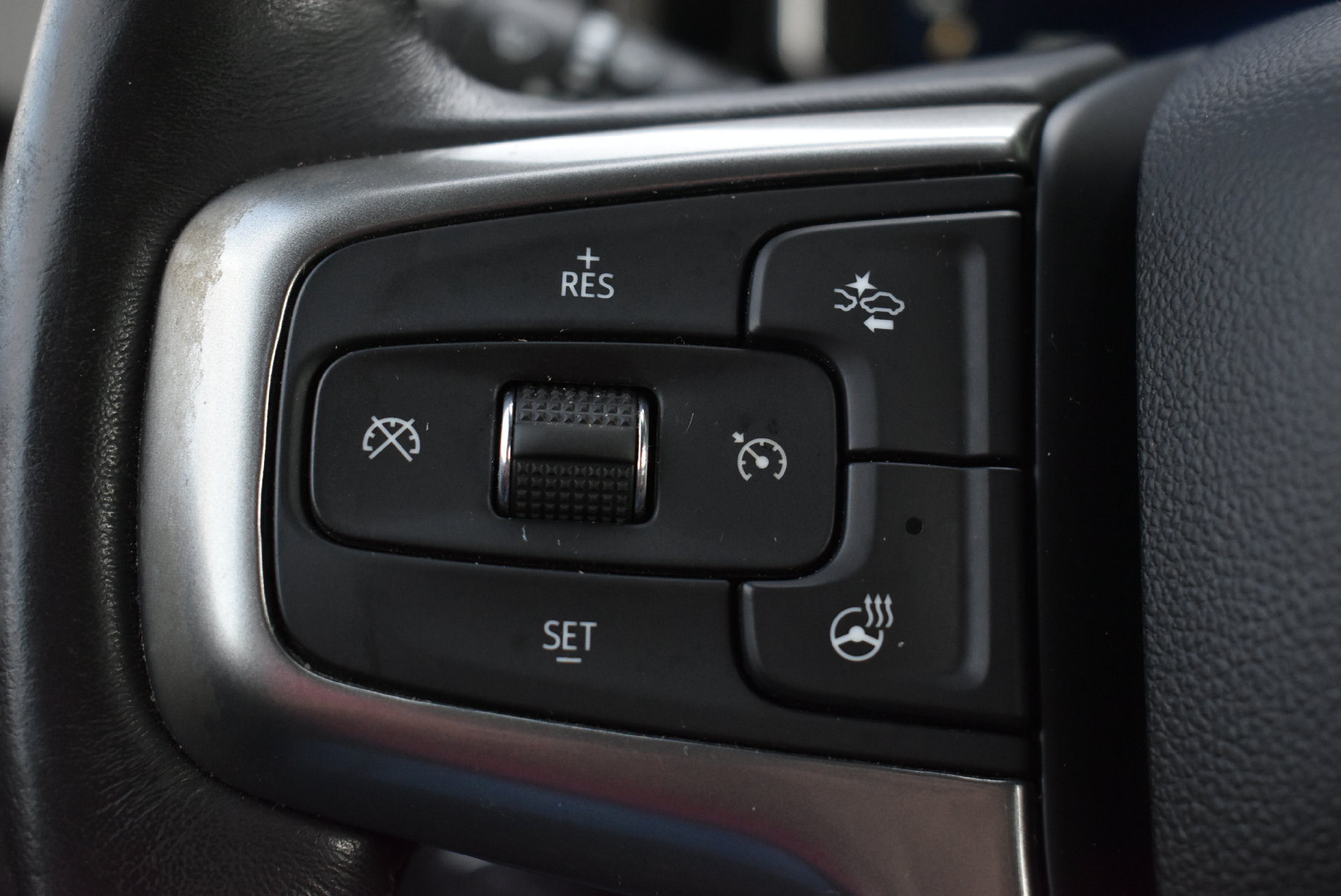 Used 2022 Chevrolet Silverado 1500 RST AWD/4WD image 21