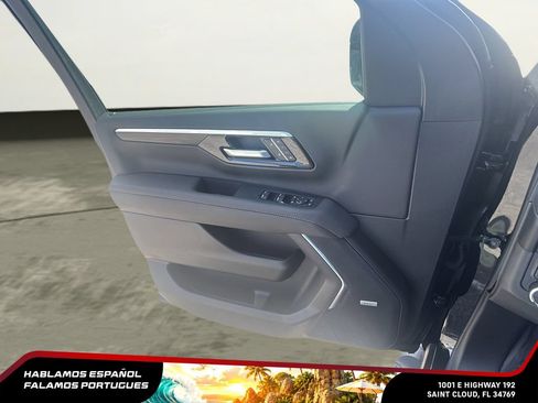 New 2026 Chevrolet Suburban Z71 w/ Z71 Off-Road Package AWD/4WD image 10