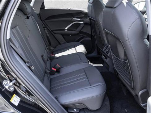 New 2026 Audi Q5 Premium Plus AWD/4WD image 23