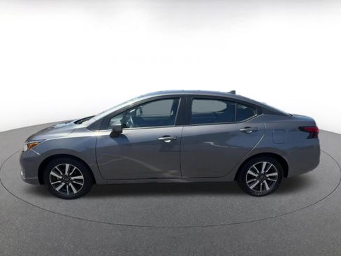 Used 2025 Nissan Versa SV FWD image 9