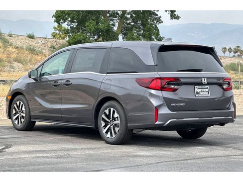Used 2026 Honda Odyssey EX-L image 44