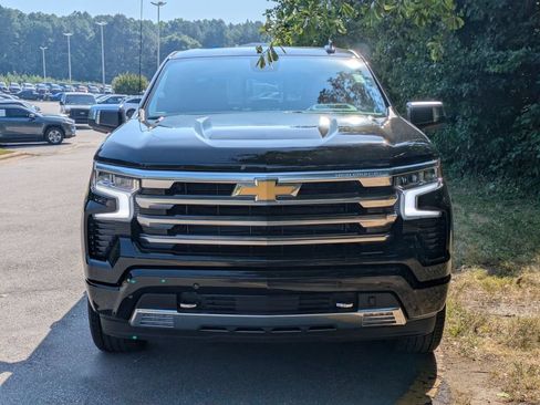 New 2026 Chevrolet Silverado 1500 High Country AWD/4WD image 6