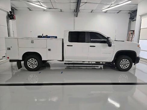 Used 2023 Chevrolet Silverado 2500 W/T w/ WT Fleet Convenience Package AWD/4WD image 9