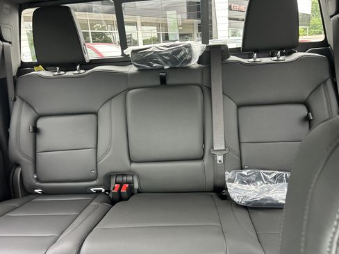 New 2026 GMC Sierra 2500 SLT w/ SLT Premium Package AWD/4WD image 28