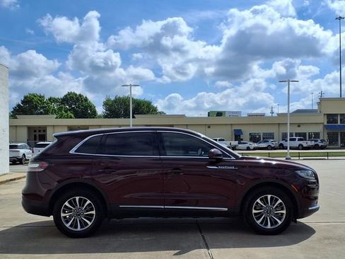 Certified 2022 Lincoln Nautilus Reserve w/ Luxury Package image 21