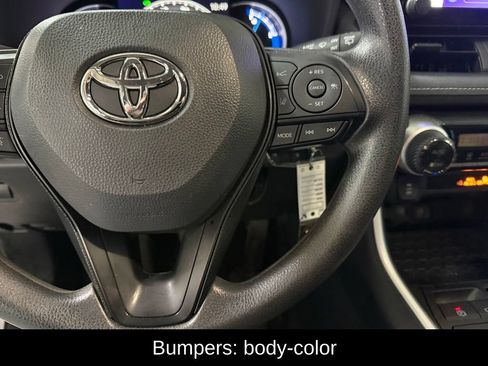 Used 2024 Toyota RAV4 LE AWD/4WD image 12