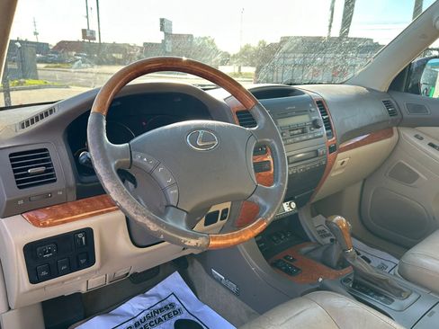Used 2006 Lexus GX 470 AWD/4WD image 10