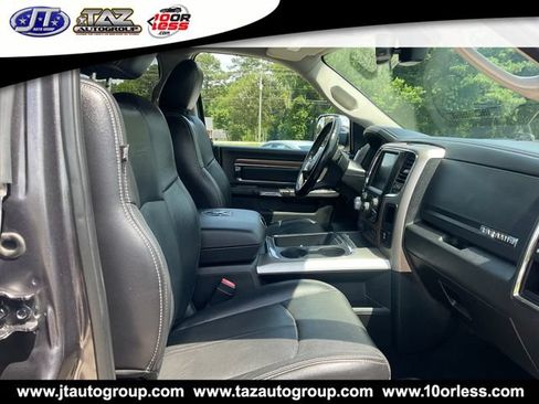 Used 2017 RAM 1500 Laramie w/ Convenience Group AWD/4WD image 14