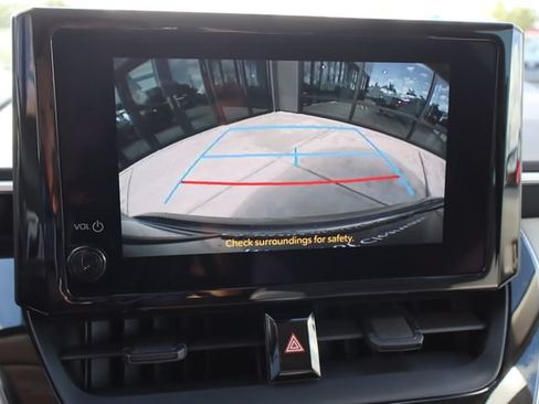 Used 2025 Toyota Corolla LE FWD image 36