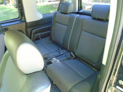 Used 2004 Honda Element EX image 11