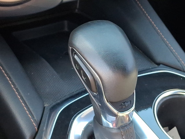 Used 2023 Chevrolet Blazer Premier FWD image 14