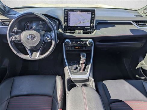Used 2021 Toyota RAV4 XSE image 18