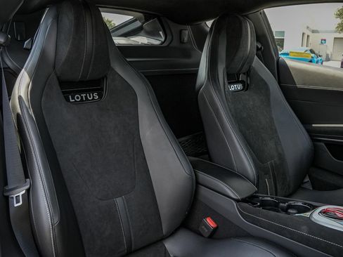 New 2025 Lotus Emira image 37