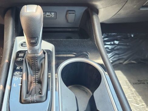 Used 2024 Nissan Altima 2.5 SV FWD image 44