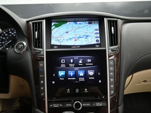 Used 2018 INFINITI Q50 Luxe w/ Sensory Package (Luxe) RWD image 16