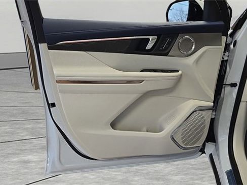 New 2026 Buick Enclave Avenir w/ Super Cruise Package image 12