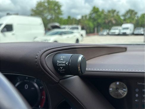 Used 2018 Lexus LS 500 w/ Luxury Package RWD image 37