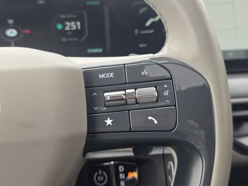 Certified 2024 Kia EV9 Wind AWD/4WD image 34