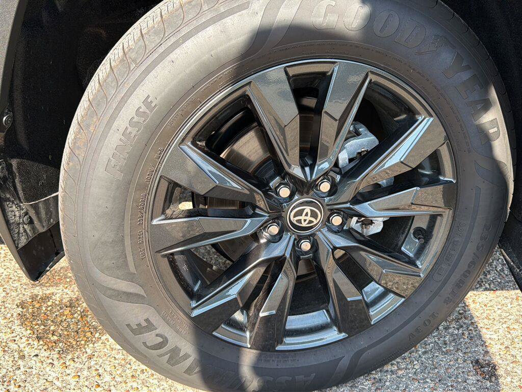 Certified 2026 Toyota RAV4 XLE Premium FWD image 9
