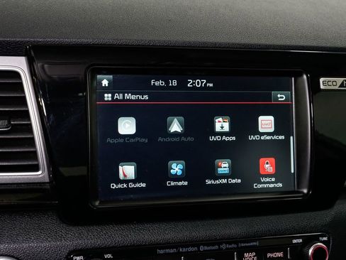 Used 2017 Kia Niro Touring image 19