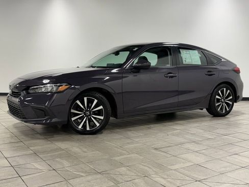 Used 2022 Honda Civic EX-L image 3