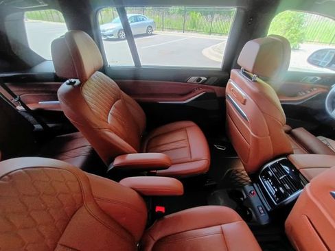 Used 2024 BMW X7 xDrive40i w/ Executive Package AWD/4WD image 70