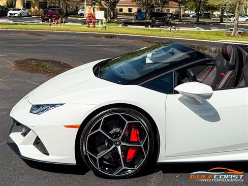 Used 2020 Lamborghini Huracan EVO AWD/4WD image 42