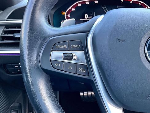 Used 2019 BMW 330i Sedan w/ Convenience Package image 23