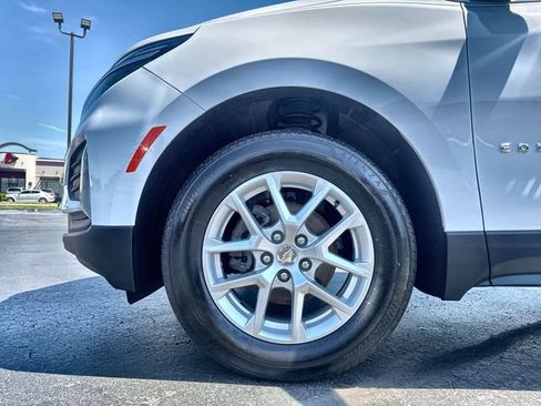 Used 2024 Chevrolet Equinox LT w/ LPO, Floor Liner Package AWD/4WD image 10