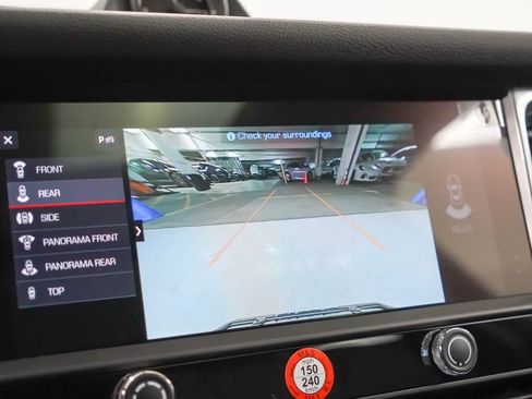 Certified 2026 Porsche Macan AWD/4WD image 31