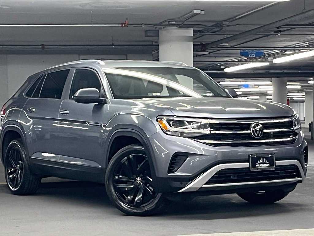 Used 2023 Volkswagen Atlas Cross Sport SE w/ Black Wheel Package AWD/4WD image 2