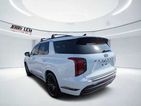 Used 2025 Hyundai Palisade Calligraphy image 5