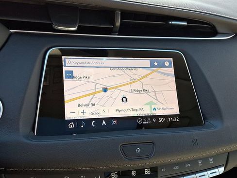 Certified 2021 Cadillac XT4 Luxury w/ Cold Weather Package image 20