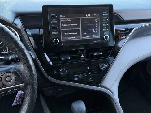 Used 2023 Toyota Camry LE image 19