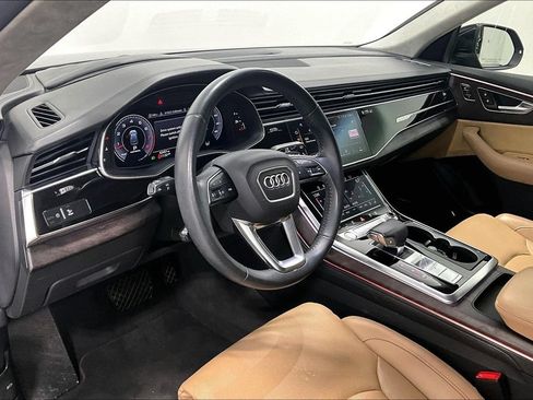 Used 2019 Audi Q8 Prestige AWD/4WD image 13
