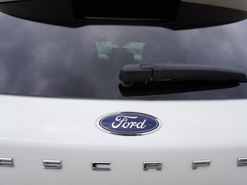Certified 2025 Ford Escape ST-Line w/ Tech Pack #1 FWD image 27