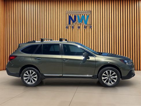 Used 2019 Subaru Outback 2.5i Touring w/ Popular Package #3A AWD/4WD image 60