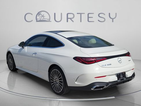 New 2026 Mercedes-Benz CLE 300 4MATIC Coupe image 2