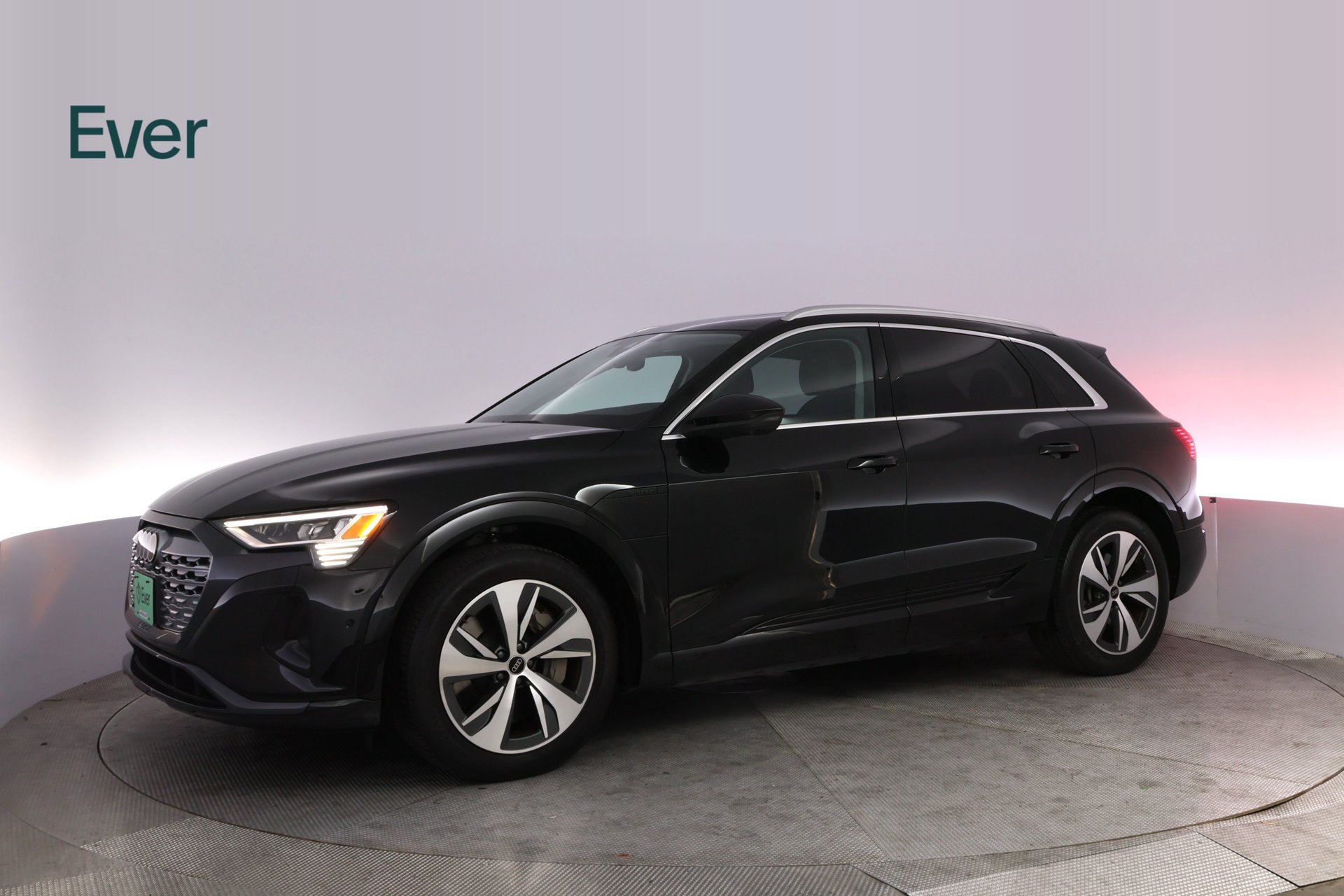 Used 2024 Audi Q8 e-tron Premium Plus w/ Premium Plus Package AWD/4WD image 18