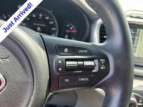 Used 2017 Kia Sorento SX FWD image 20