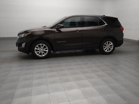 Used 2020 Chevrolet Equinox LT FWD image 2