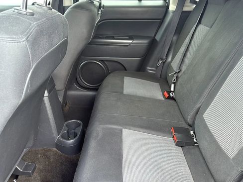 Used 2014 Jeep Patriot Sport image 13