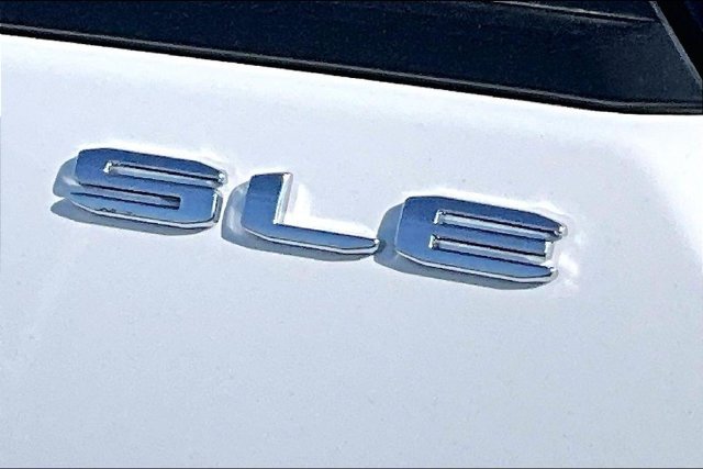 Used 2023 GMC Terrain SLE FWD image 26
