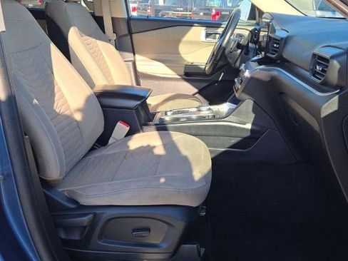 Certified 2020 Ford Explorer XLT image 5