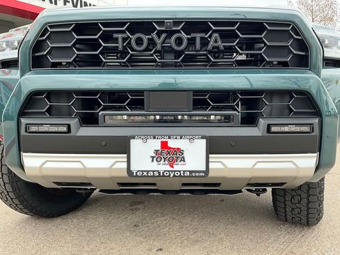 New 2026 Toyota 4Runner Trailhunter image 10