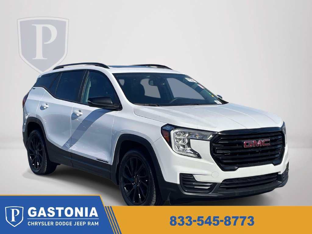 Used 2023 GMC Terrain SLE w/ Driver Convenience Package FWD image 1