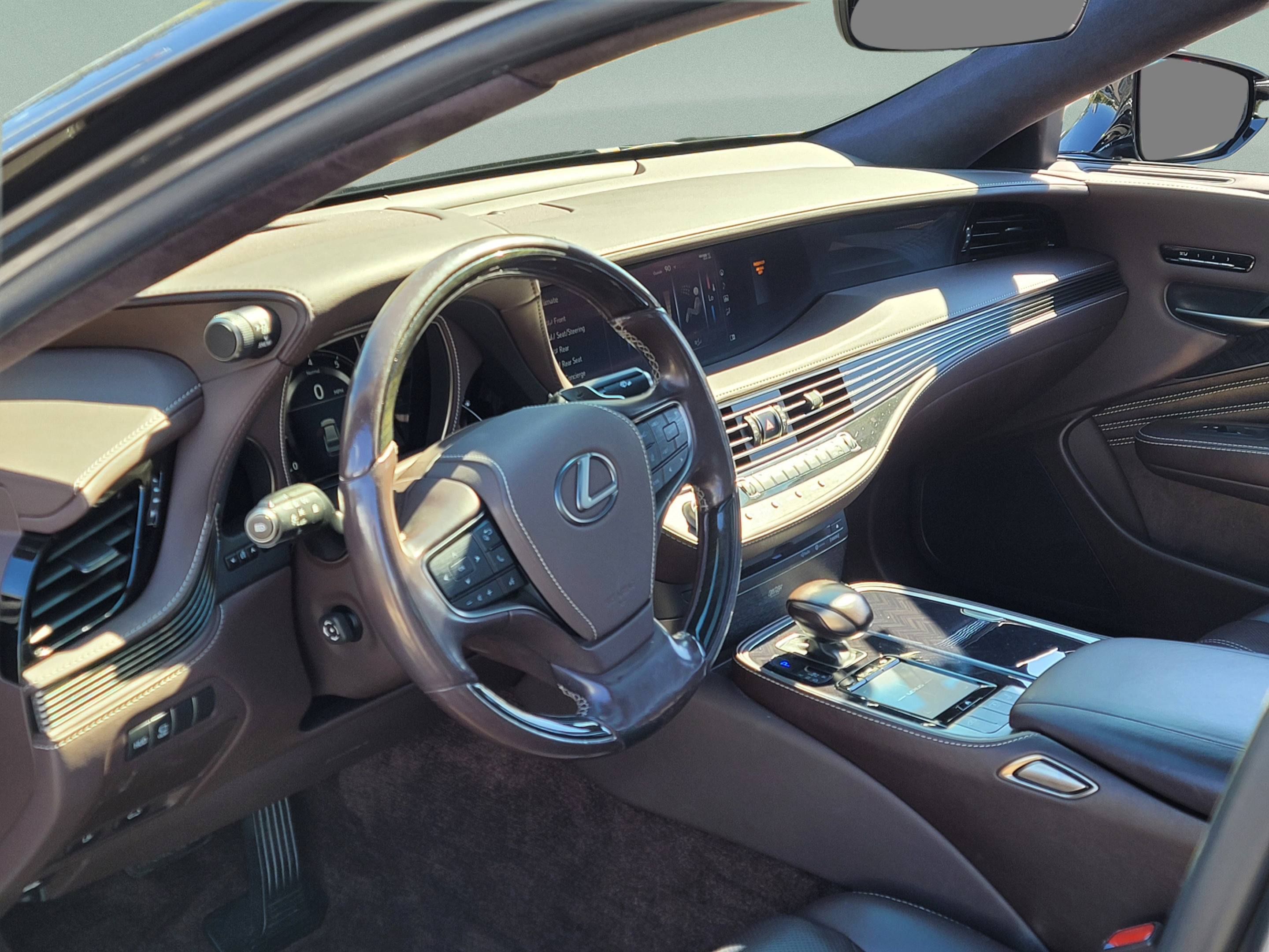 Used 2018 Lexus LS 500 w/ Luxury Package RWD image 11