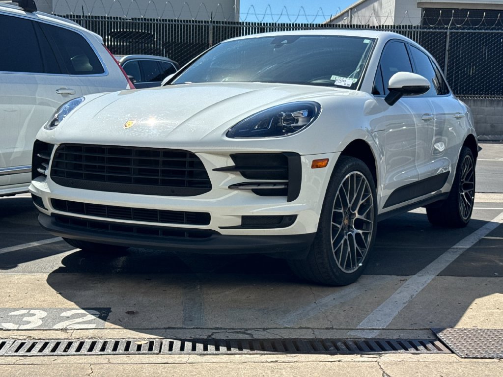 Used 2019 Porsche Macan AWD/4WD image 2