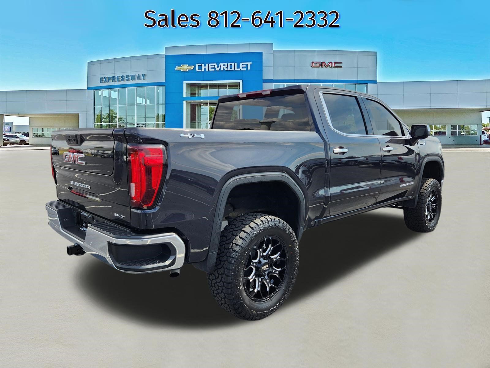 Used 2026 GMC Sierra 1500 SLT AWD/4WD image 7