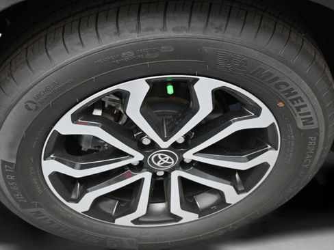 Used 2024 Toyota Corolla Cross AWD Hybrid image 40